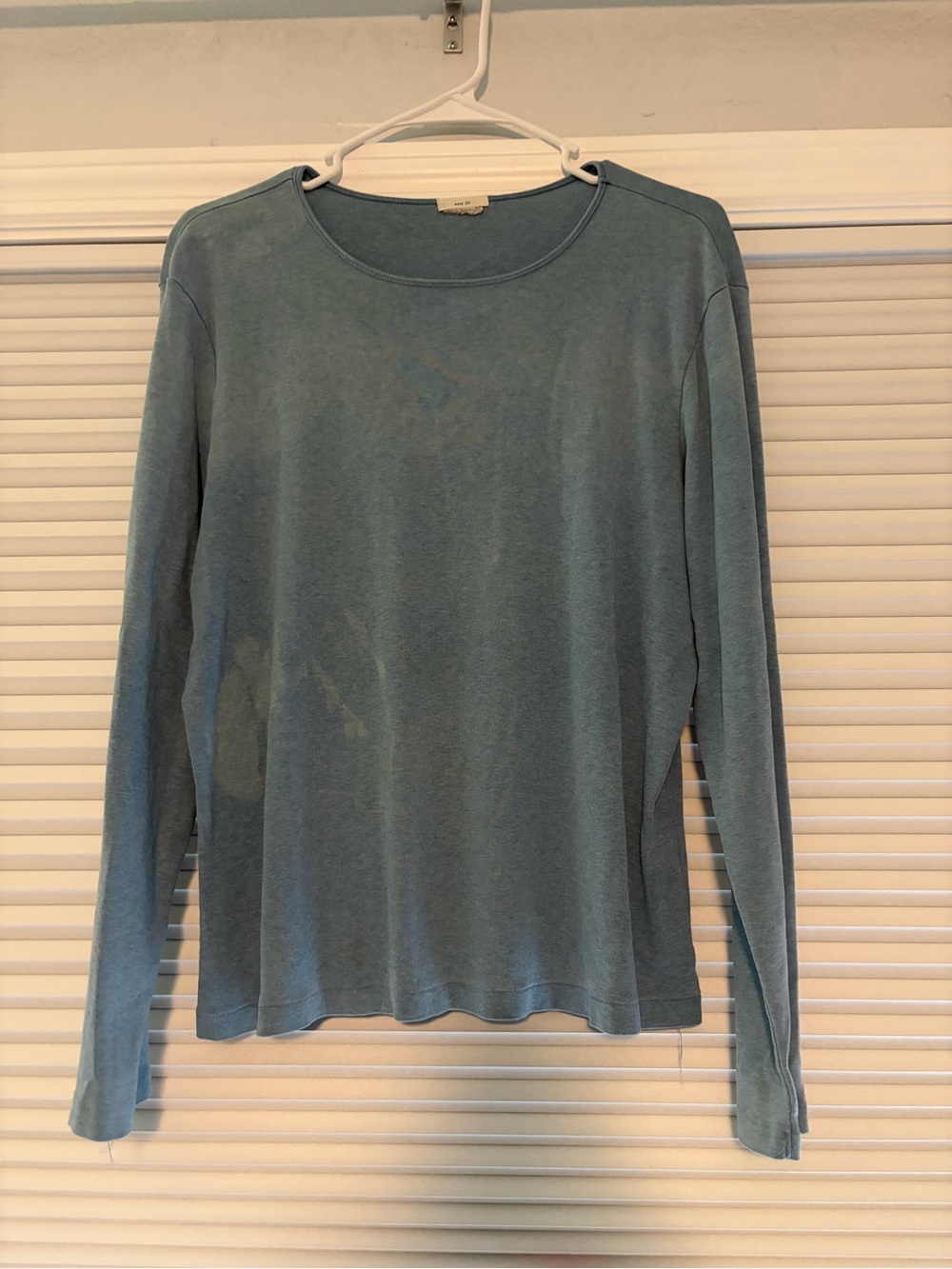 Women’s Long-Sleeve Crewneck Top - Light Blue